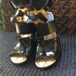 Louis Vuitton patent leather Heel 38